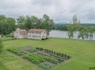 90 Wrights Loop, Stillwater, NY 12170