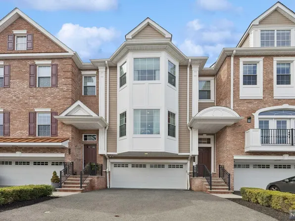 203 Brandon Ct, Montvale, NJ 07645