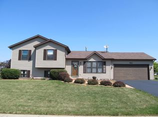 175 W Ellen Ave, Cortland, IL 60112