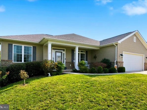 444 Talamore Dr, Stephens City, VA 22655