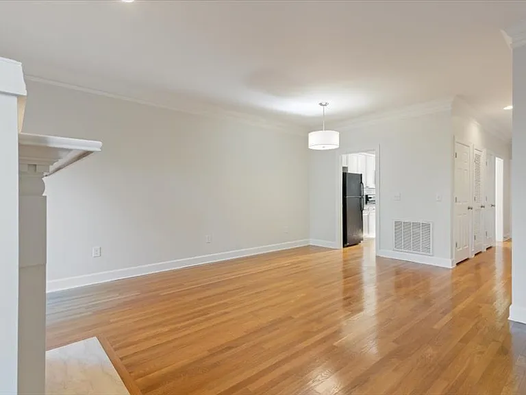 226 Acklen Park Dr #226 — Photo 10