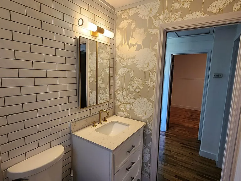 1717 Gary St NE — Photo 22