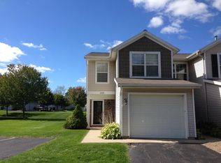 1785 Park Trl NE, Grand Rapids, MI 49525