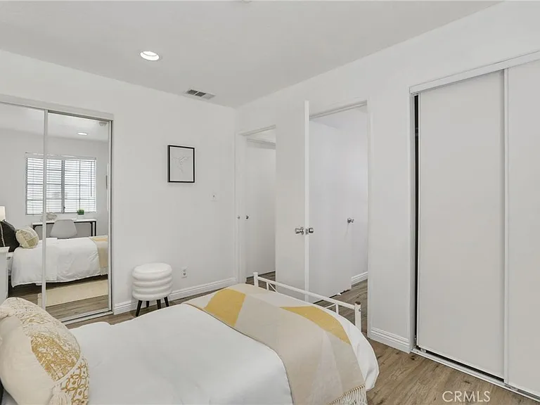 7050 S La Cienega Blvd #6 — Photo 11