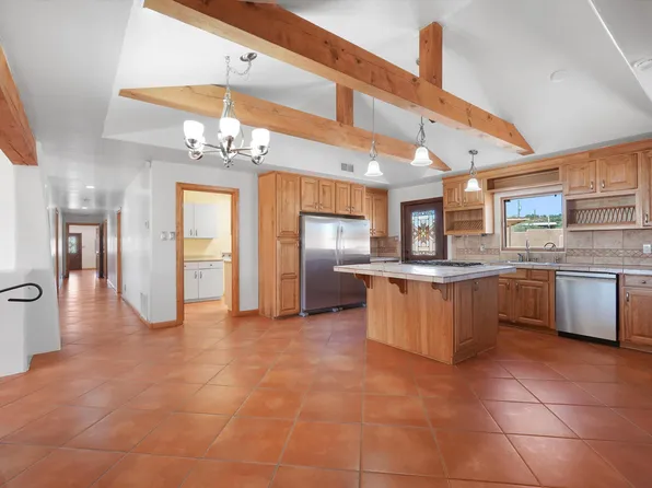 8 Calle Blanca, Corrales, NM 87048
