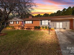 7320 Old Mocksville Rd, Salisbury, NC 28144