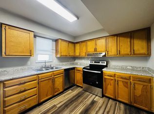 131 Pace Dr #B2, Trenton, GA 30752