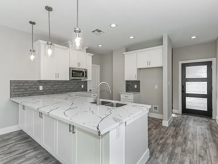 3547 Dreyfus St — Photo 3