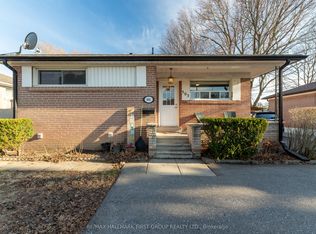 303 Rossland Rd W, Whitby, ON L1N3H8