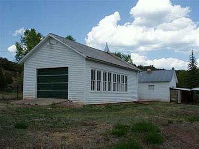 2nd image of 33385 Antelope Rd
