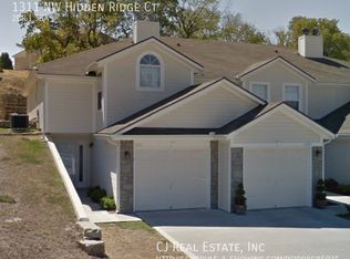 1311 NW Hidden Ridge Ct, Blue Springs, MO 64015