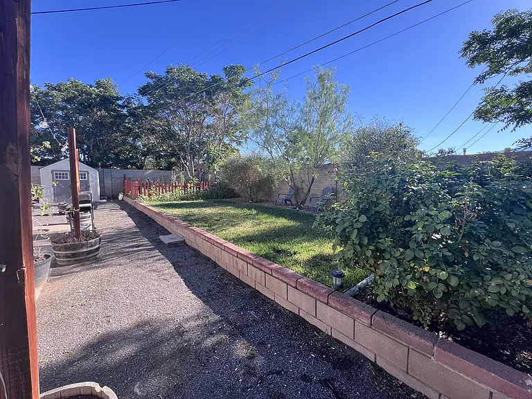 1512 Hoffman Dr NE — Photo 22