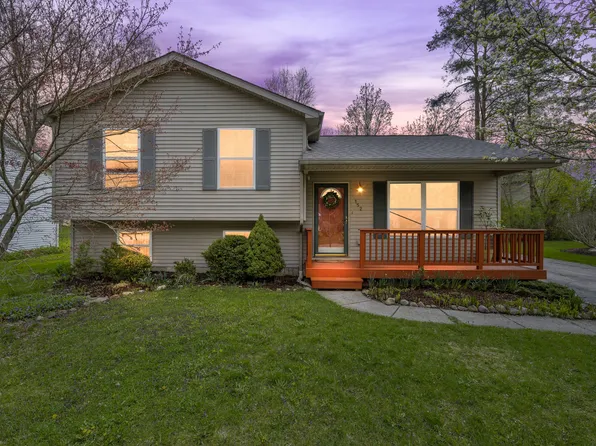 152 Schram Ct, Lake Orion, MI 48362