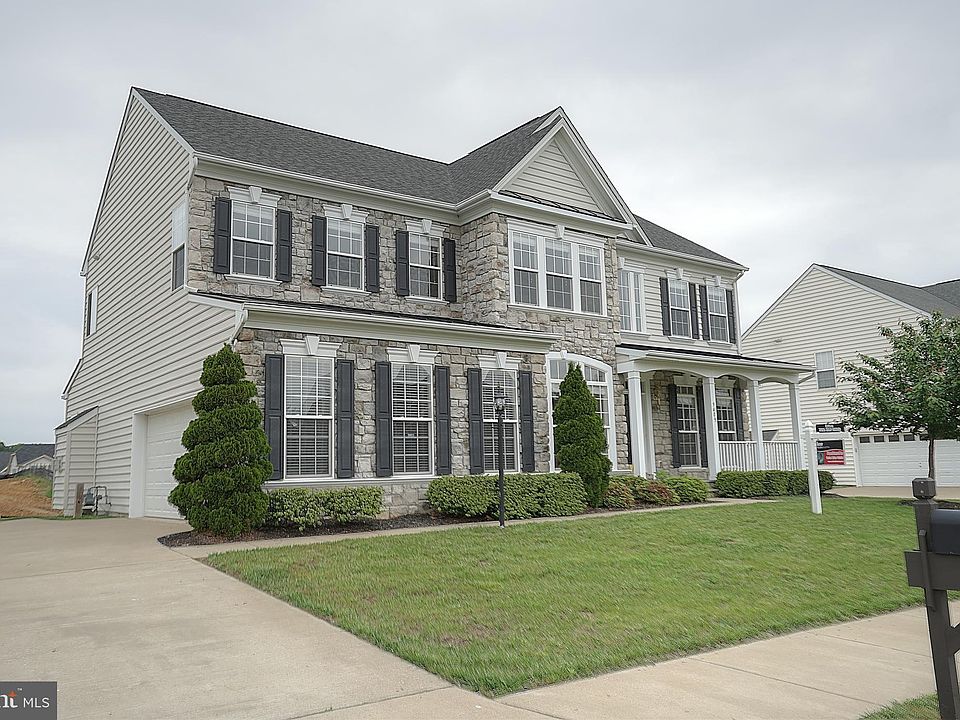 1st image of 9409 Deep Creek Ln