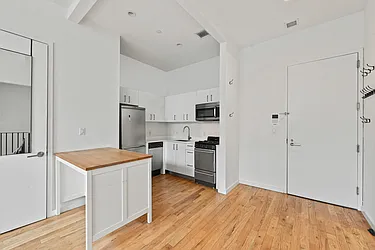 Rented by Living New York