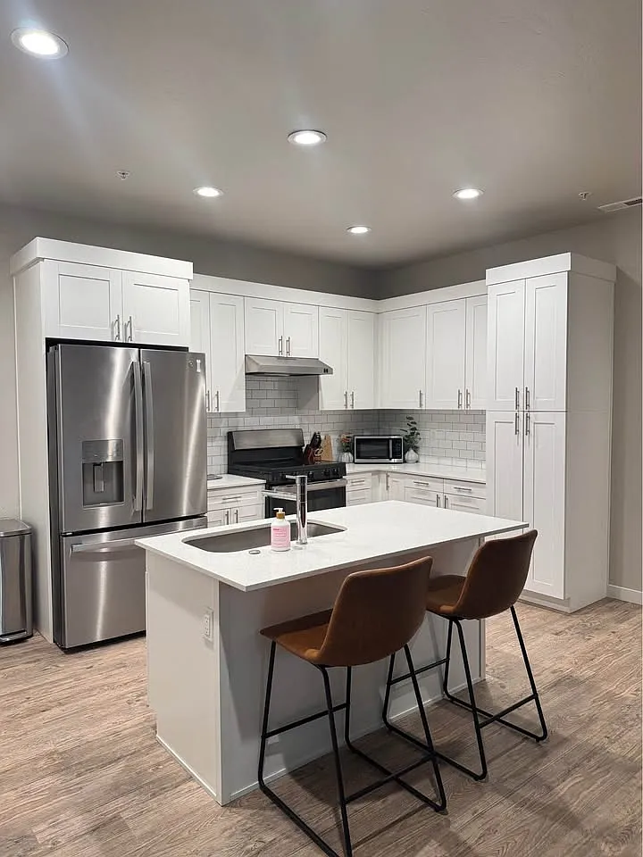 Sparrow Hill Apartments — Photo 2