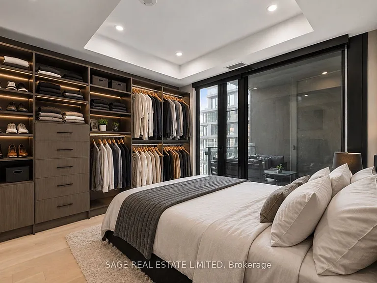 505 Richmond St W #730 — Photo 8