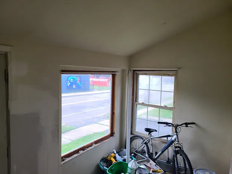 231 Floral Ave — Photo 17