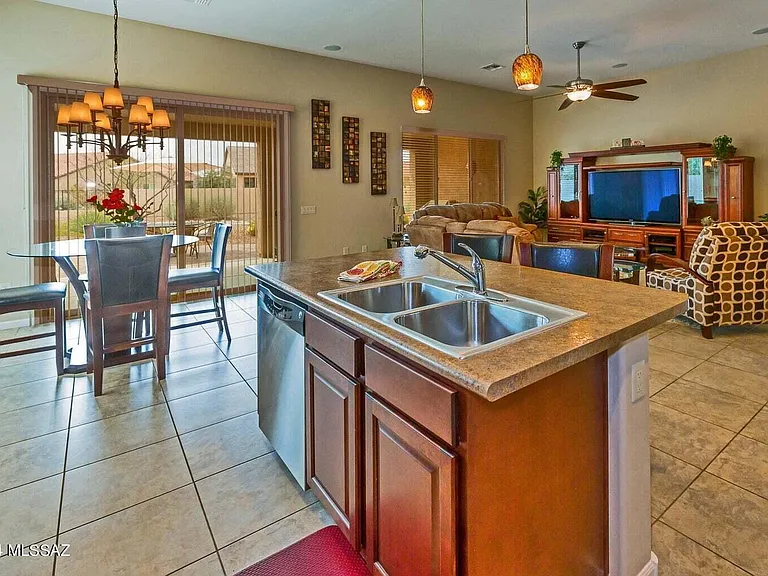 60065 E Arroyo Vista Dr — Photo 7