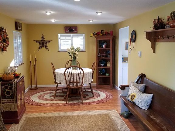2nd image of 6020 Lucas Park Dr