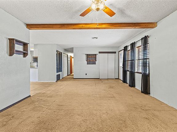 4th image of 621 S 28th St