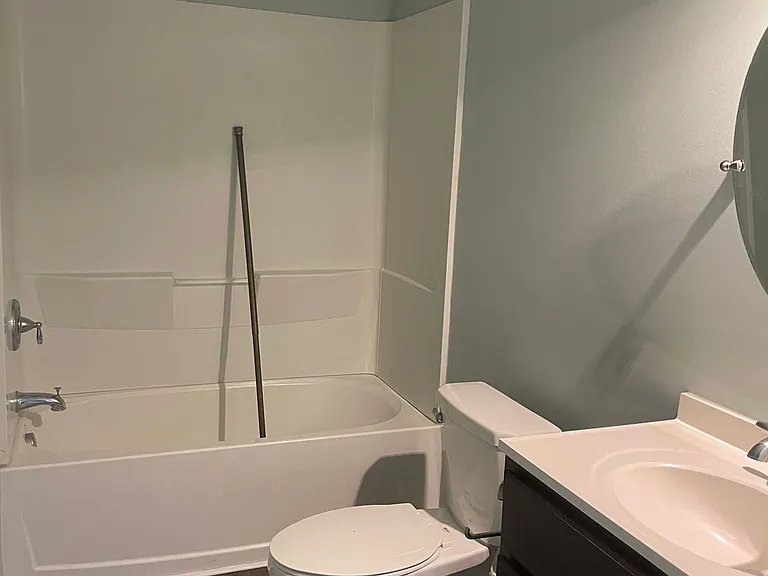 409 N Church St — Photo 5