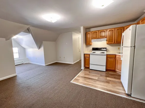 207 Wethersfield Ave / Ari Properties, LLC, 207 Wethersfield Ave Floor 3, Hartford, CT 06114