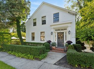 11 Howard St, Sag Harbor, NY 11963