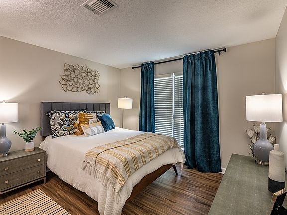 4th image of 2204 Deercross Dr #2111-201