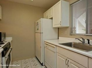 94-604 Lumiaina St #U101, Waipahu, HI 96797