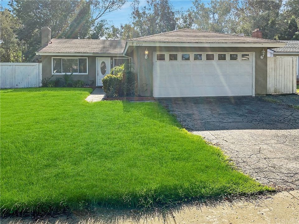1st image of 3723 Bayberry Dr