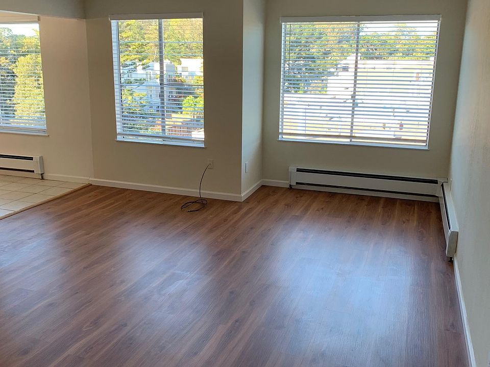 1st image of 1300 Irving St #21