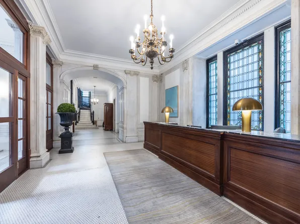 645 West End Avenue image 14 of 14