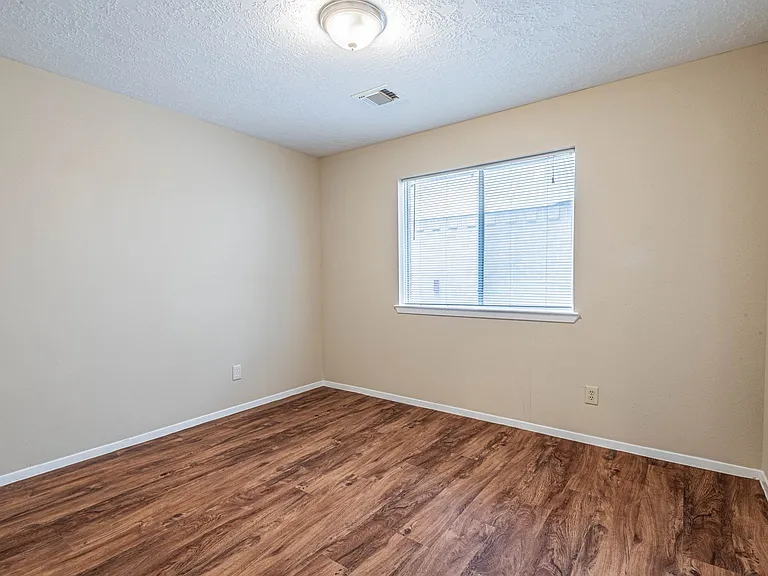 2516 Orion Dr — Photo 13