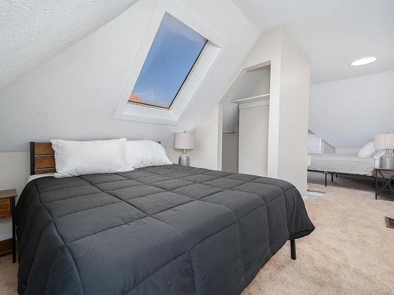 1363 Indianola Ave — Photo 22