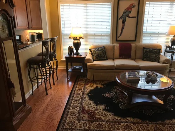 6177 Longleaf Dr, Hoschton, GA 30548