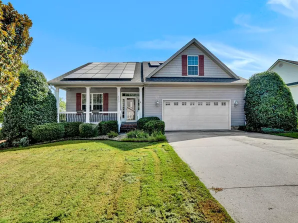 520 Summitbluff Dr, Greenville, SC 29617
