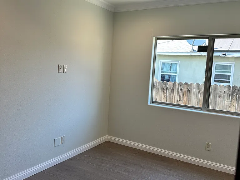 10635 Langmuir Ave — Photo 30