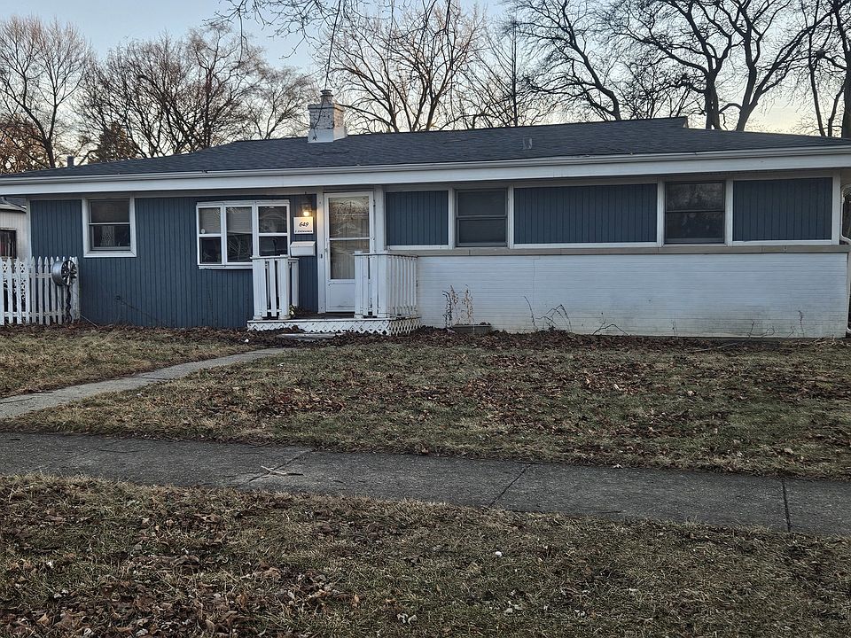 2nd image of 649 E Eisenhower Ave