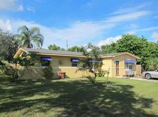 2715 Northland Rd, Mount Dora, FL 32757