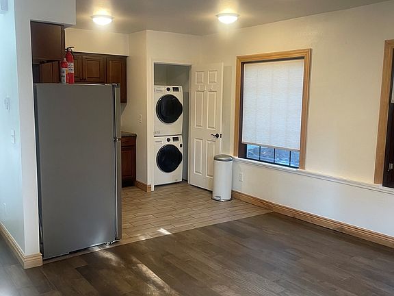 5th image of 23824 SE 28th St #1