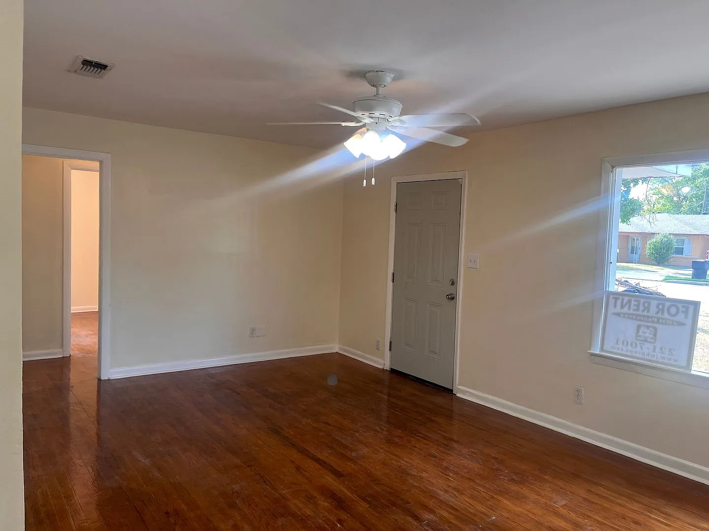 Cute 3-Bedroom Home for Rent in Bossier City! — Photo 4