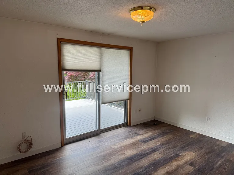 625 Avenue B #1 — Photo 24