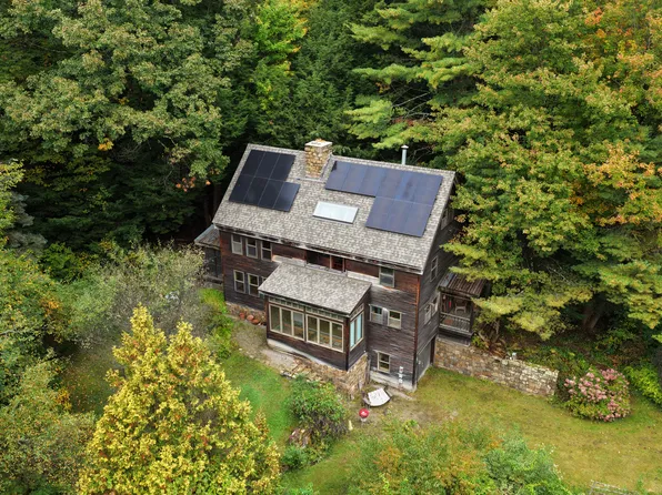 887 Lewis Creek Rd, Hinesburg, VT 05461