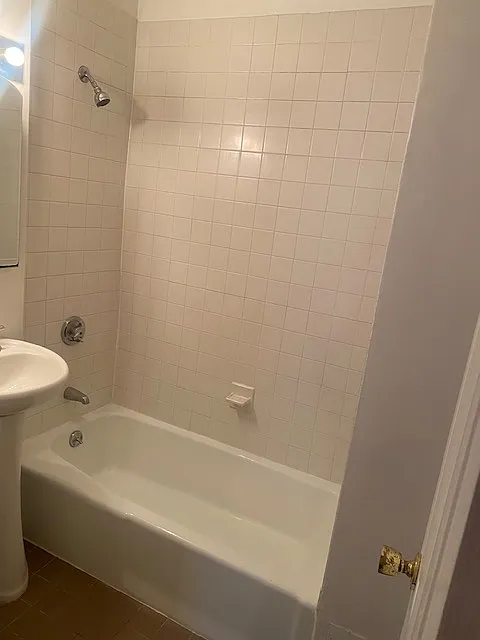 3 bed, $2,900 — Photo 3