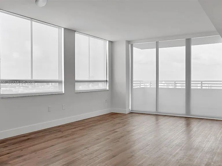 1330 West Ave #3007 — Photo 7