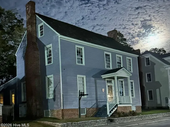 214 E Water Street, Washington, NC 27889
