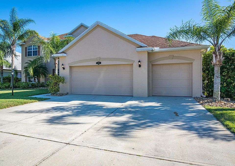 1st image of 3476 Peninsula Cir