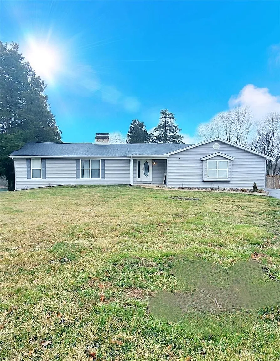 1206 Diehr Rd photo 1