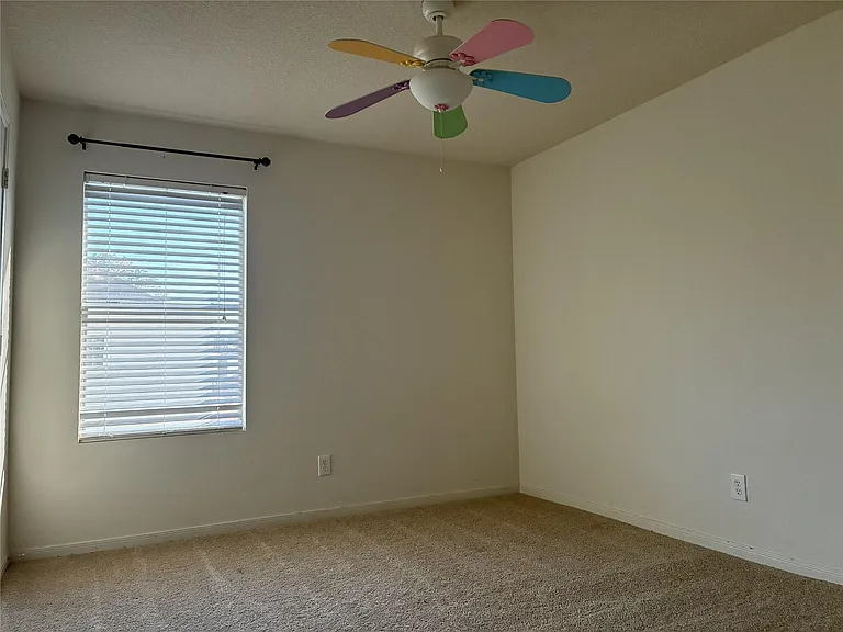 19531 Hickory Meadow Ln — Photo 10